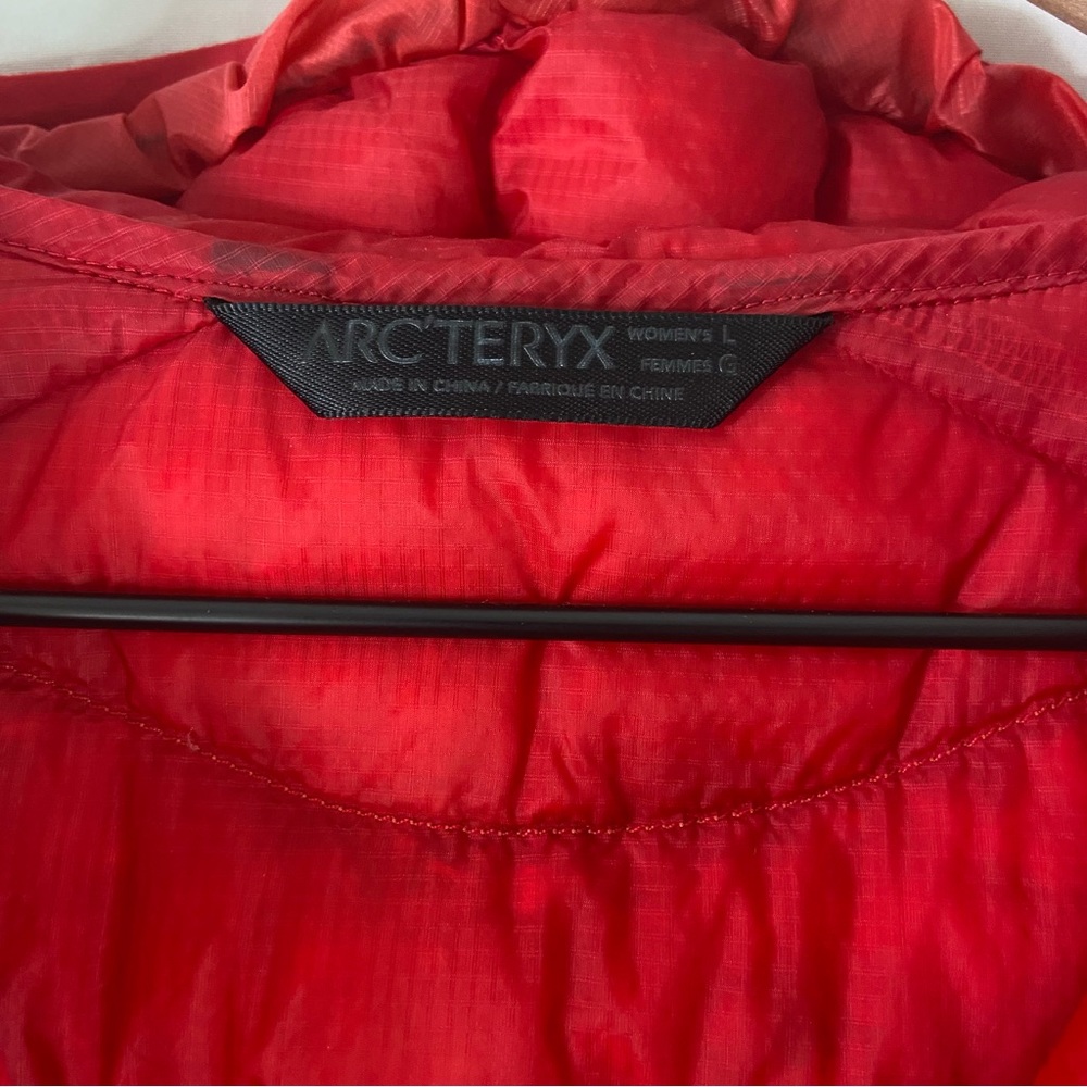 ARC’TERYX Women's Cerium LT Hooded Down Puffer Jacket Red Size Large - Picture 4 of 8